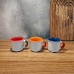 شات قهوه سرامیکی سفید دور رنگی