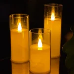 شمع LED باتری‌خور داخل استوانه شیشه‌ای